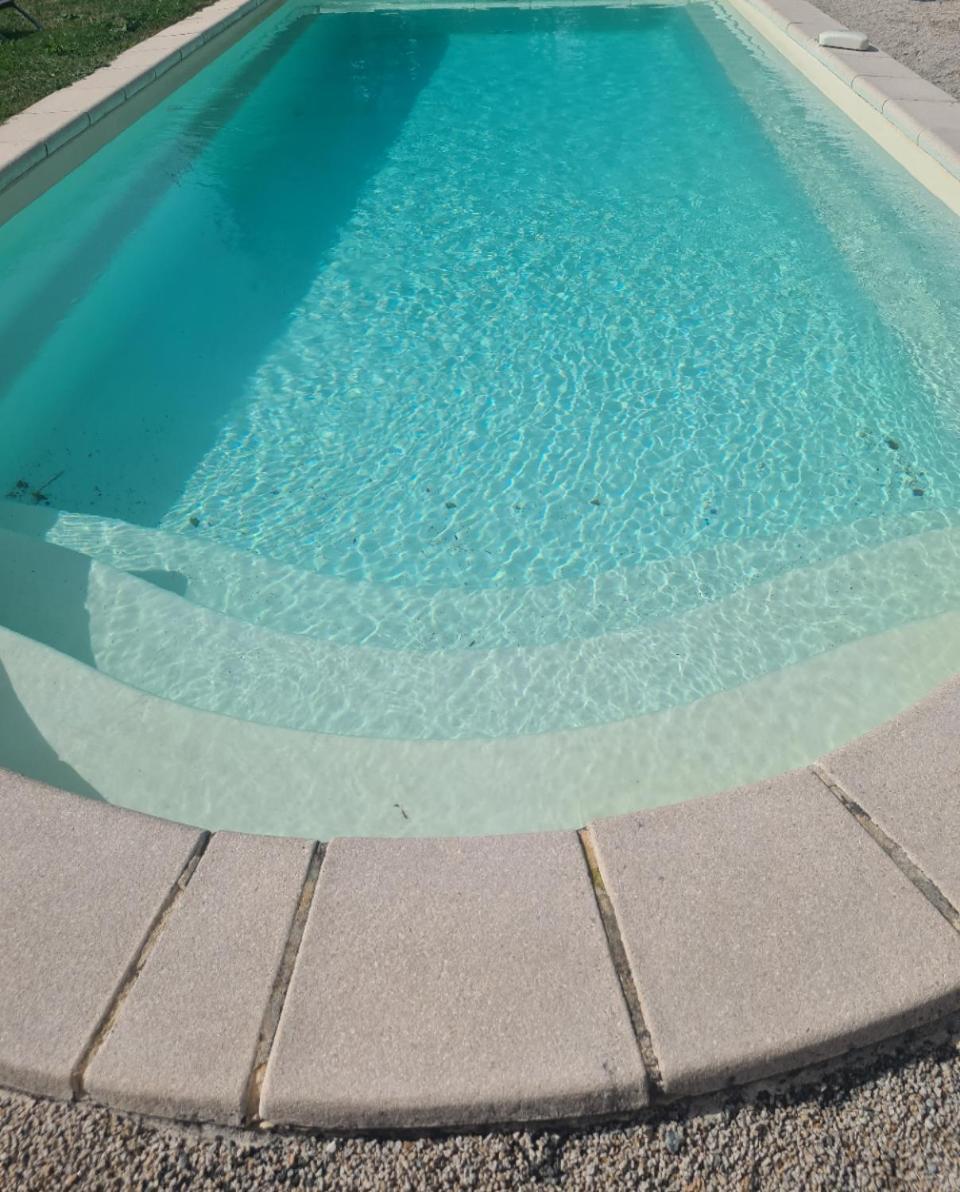 Room Lover Les Chaizes Saint-Romain-Lachalm Exterior foto